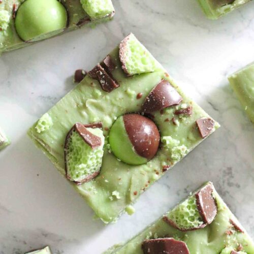 green mint aero fudge overhead thumbnail image