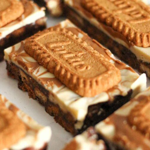 thumbnail image of lotus biscoff traybake tiffin slices