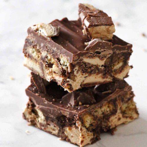 thumbnail image of milky way tray bake pieces