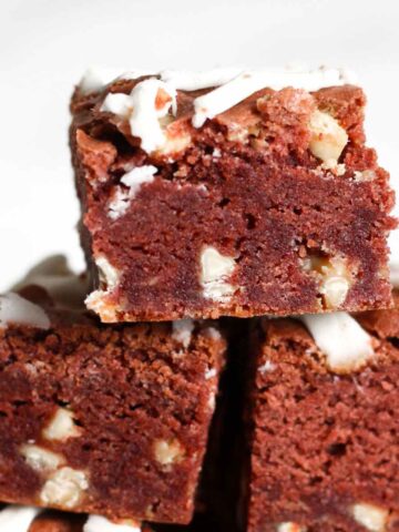thumbnail image of red velvet blondies