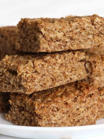 thumbnail image of a plate of cinnamon flapjacks