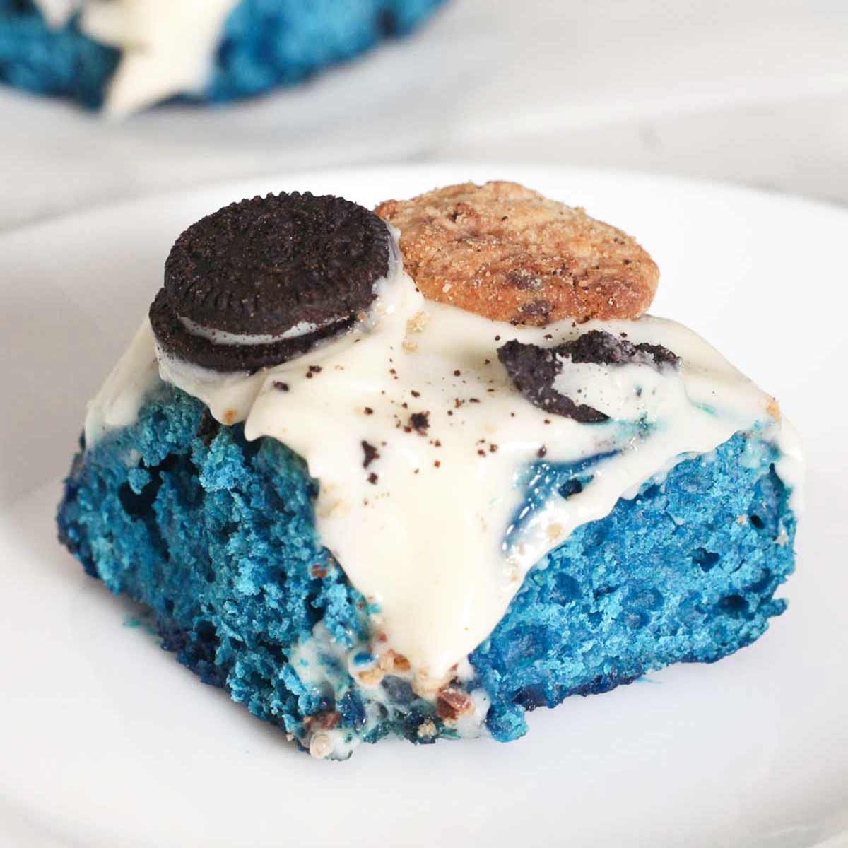 cookie monster cinnamon rolls thumbnail image