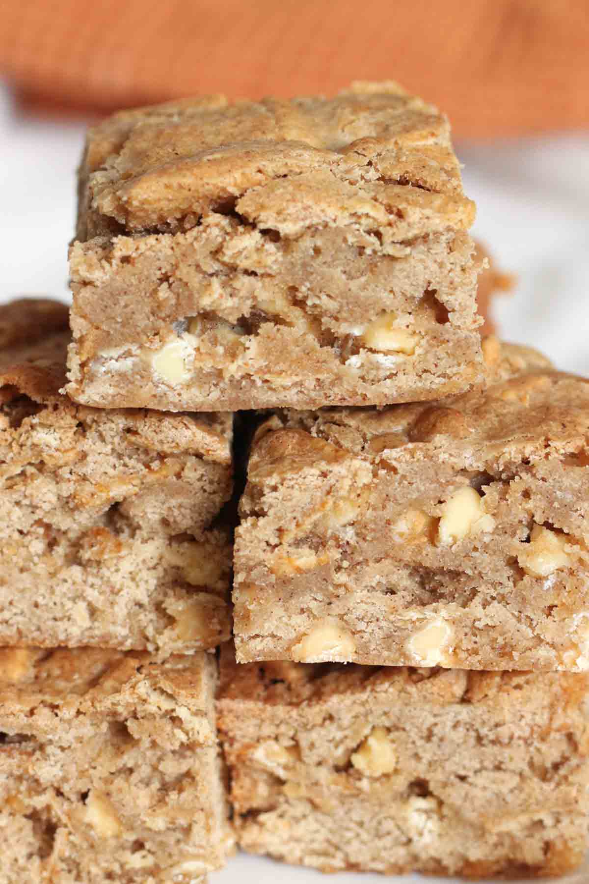 stack of 5 cinnamon toast crunch blondies