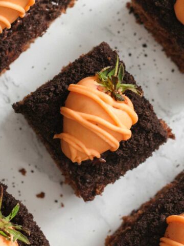 thumbnail image of easter carrot patch traybake cake