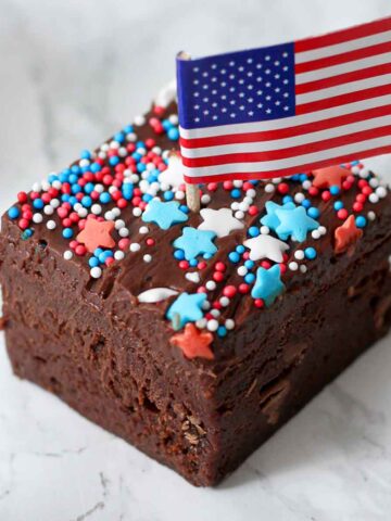 thumbnail image of 4th july brownies