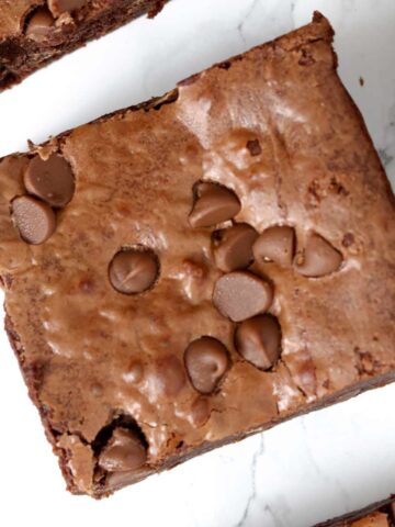 thumbnail image of brownie squares for why are my brownies oily post