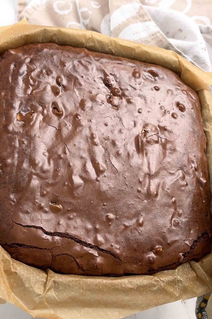 shiny top brownie in tin