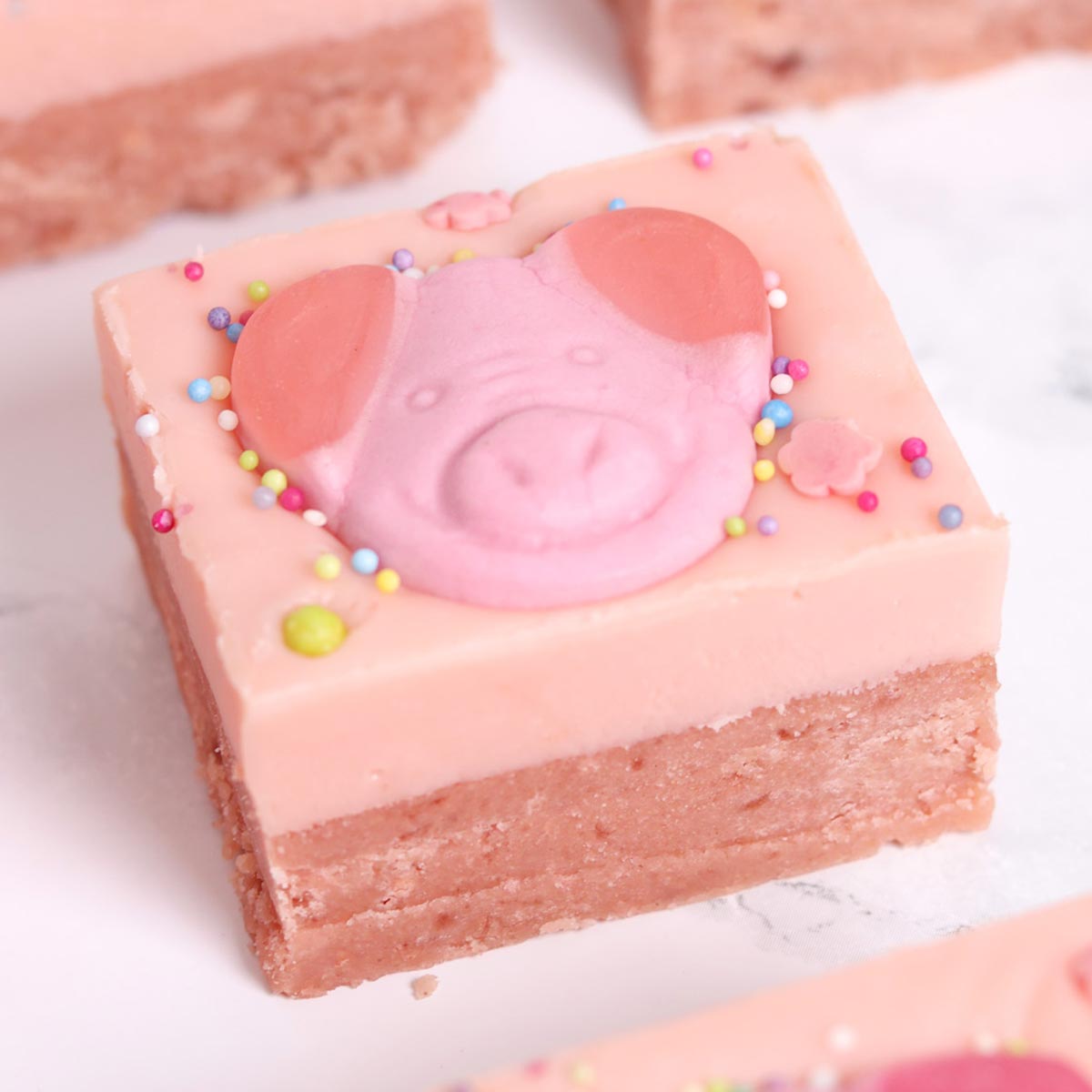 percy pig traybake thumbnail image