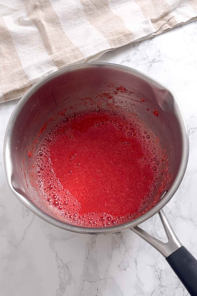 strawberry jelly powder dissolved in milk