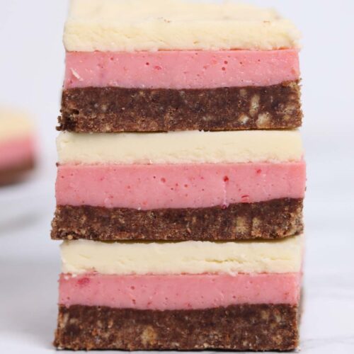 thumbnail image of squares of neapolitan traybake