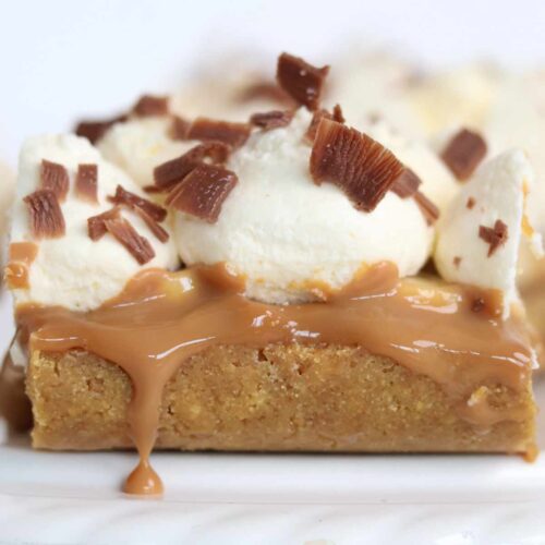 thumbnail image of no bake banofee pie bars traybake
